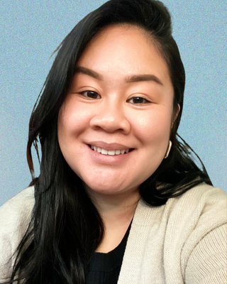 Chelsea Angeles, Expressive Arts Therapist profile image